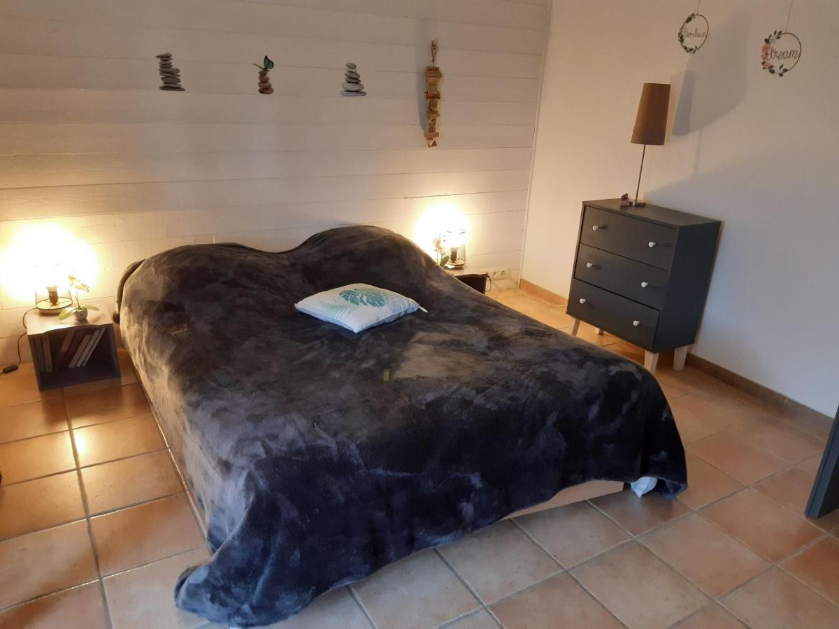 Appartement 3 Pieces Dans Villa Individuelle Falicon Bagian luar foto